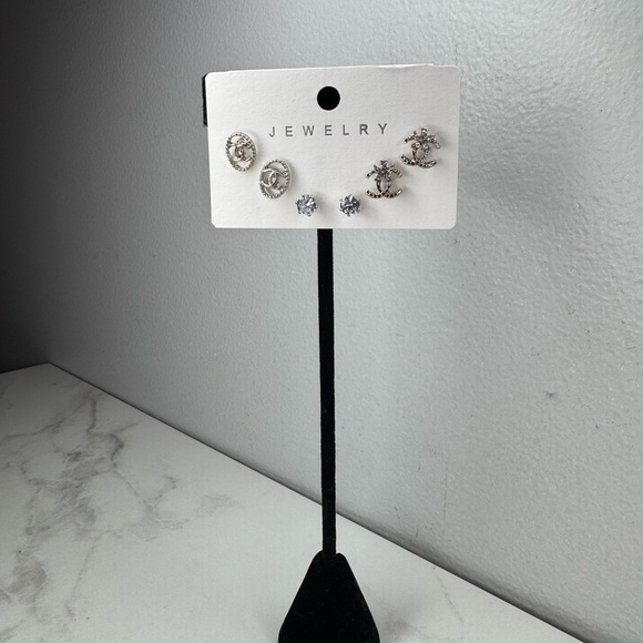 Earring Set - Picture 2 of 6